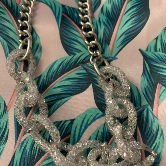 Betsey Johnson Necklace - Picture 3 of 4